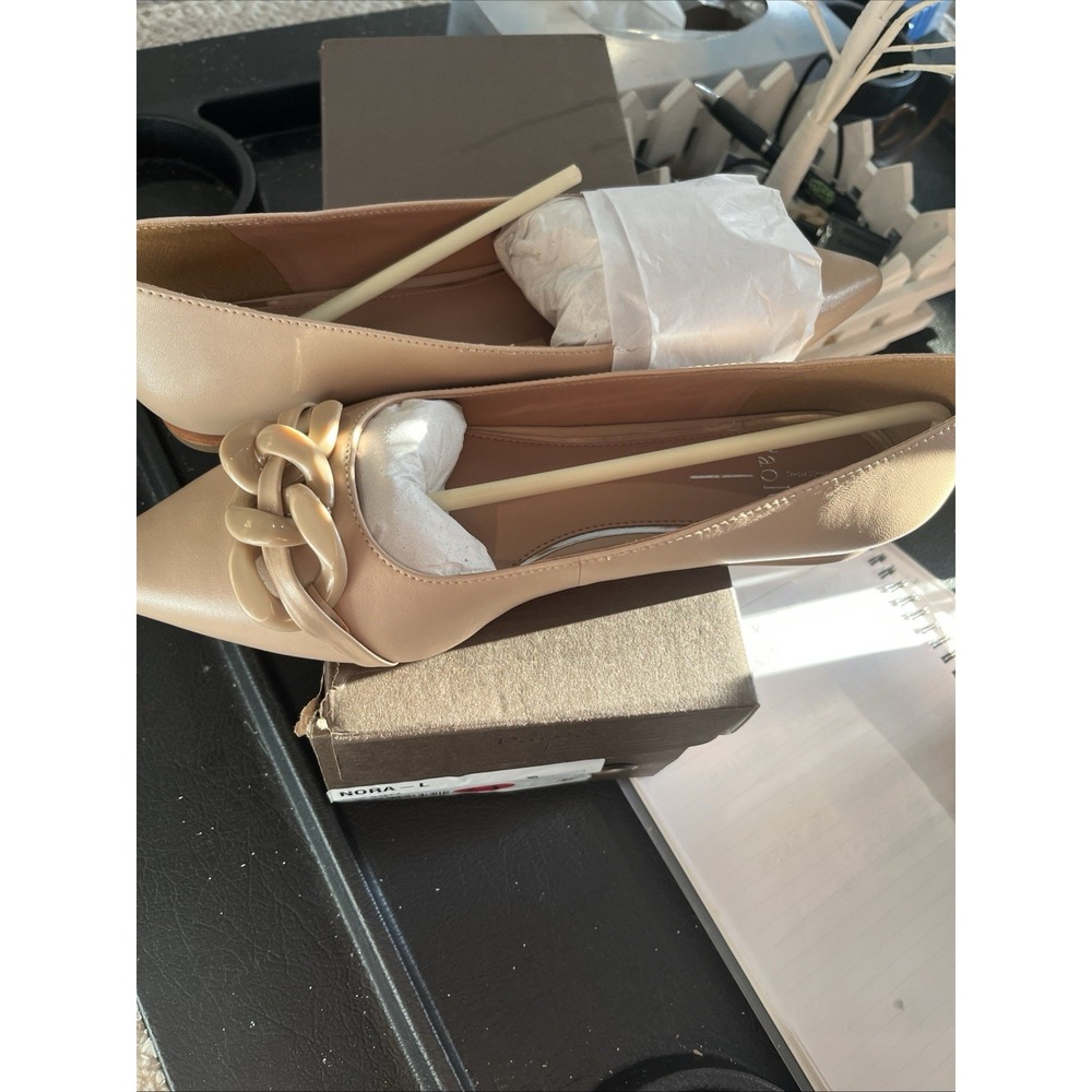 Línea Paolo Nora Women's Flats Shoes Size 9 M